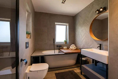 Ferienwohnung mit Balkon und Meerblick