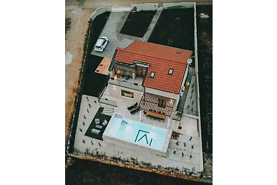 Villa mit Pool, Klimaanlage