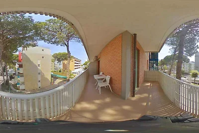 Ferienwohnung mit Klimaanlage und Balkon