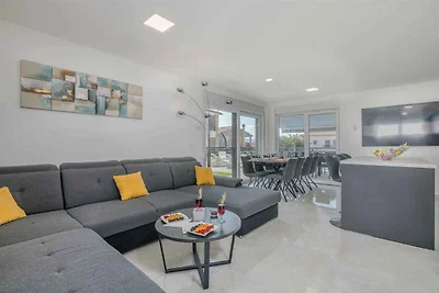 Ferienhaus mit einem saisonal beheizten Pool