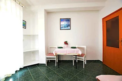 Ferienwohnung für 4 Personen in Mandre