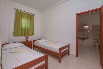 Ferienwohnung mit Terrasse und Grill