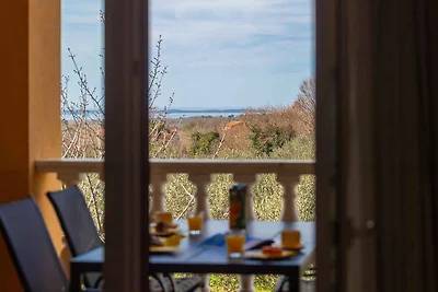 Ferienwohnung mit Klimaanlage und Balkon