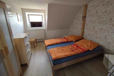 Ferienwohnung mit Terrasse im Garten