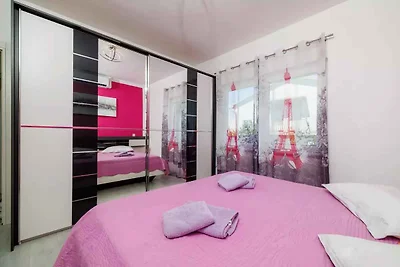 Ferienwohnung mit Balkon und einem wunderschö