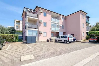 Ferienwohnung mit Balkon und Klimaanlage