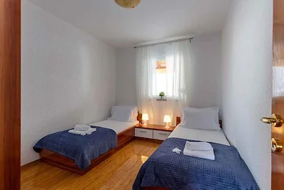 Ferienwohnung mit grosser Terrasse (50 qm)