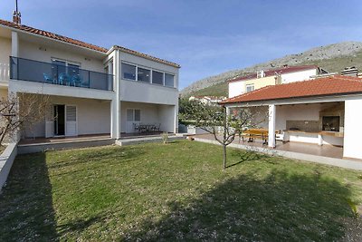 Ferienwohnung mit Klimaanlage und Terrasse in