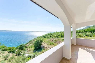 Ferienwohnung mit Terrasse und Meerblick
