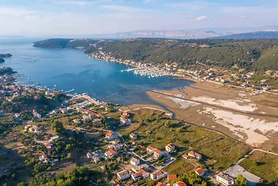 Appartamento Vacanza con famiglia Supetarska Draga