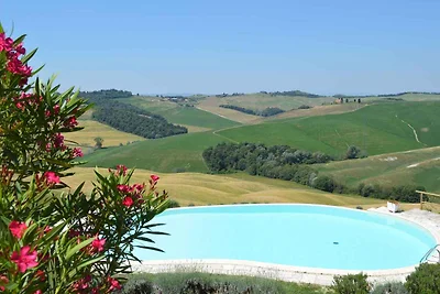 Ferienhaus mit Schwimmbad und WLAN