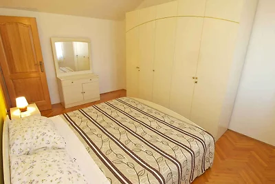 Ferienwohnung mit Klimaanlage und Terrasse