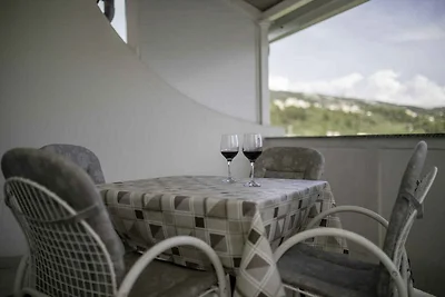 Ferienwohnung mit Balkon und Grill