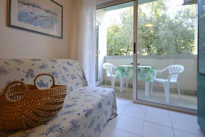 Ferienwohnung mit Klimaanlage und Balkon