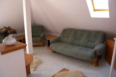 Ferienwohnung mit Garten, Balkon und