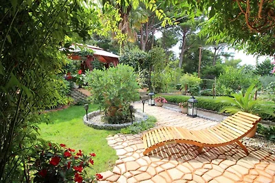 Ferienhaus mit Gartenterrasse und Klimaanlage