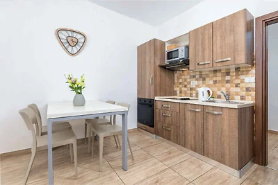 Ferienwohnung mit Balkon und Pool