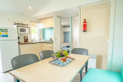 Mobilehome mit Klimaanlage und Terrasse