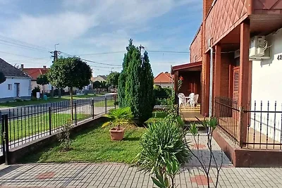 Ferienhaus mit Terassen und Klimaanlagen