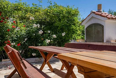 Ferienwohnung mit Terrasse und Grill