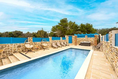 Charmantes dalmatinisches Steinhaus mit priva