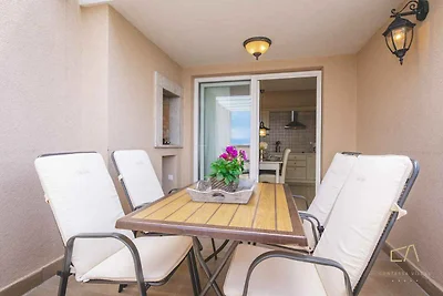 Ferienwohnung mit Klimaanlage und Meerblick