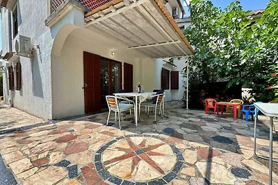 Ferienwohnung mit Terrasse und Klimaanlage