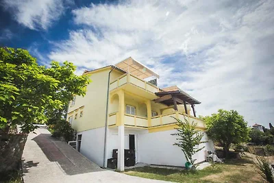 Luxusapartment für 4 + 2 Personen mit Gemeins