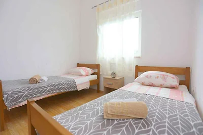 Ferienwohnung mit Klimaanlage und Pool