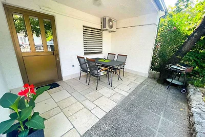 Ferienwohnung Mit Meerblick und Klimaanlage