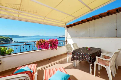 Ferienwohnung mit Balkon und Meerblick