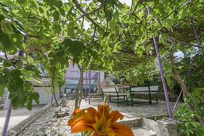 Ferienwohnung mit Balkon und Parkplatz