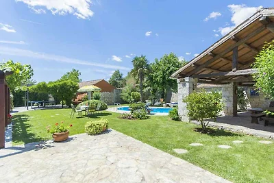 Villa mit Pool