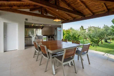 Villa mit beheiztem Pool, Whirlpool und Sauna