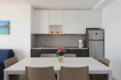 Ferienwohnung mit Klimaanlage und Balkon mit