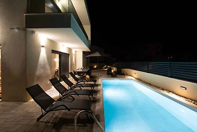 Villa Villa Matea 8+0