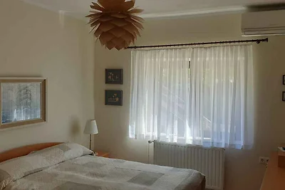Ferienwohnung mit Terrasse und Klimaanlage