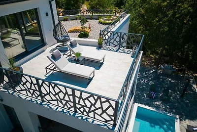 Villa mit privaten Pool und fantastischen