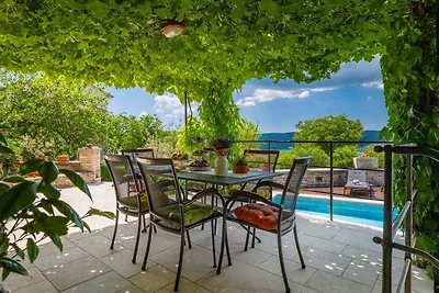 Villa mit beheiztem Pool
