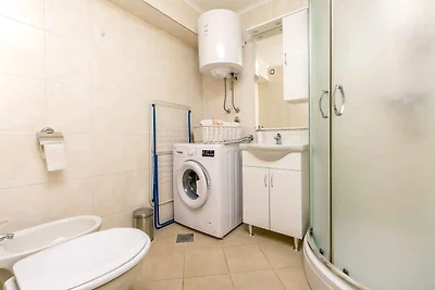 Ferienwohnung mit Terrasse und Meerblick