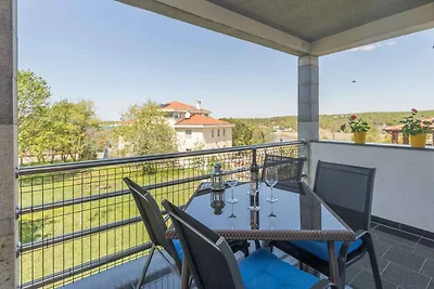 Ferienwohnung mit Klimaanlage und Balkon