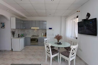 Ferienwohnung mit Klimaanlage und Terrasse