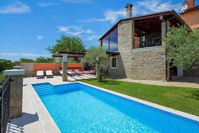 Villa mit Pool