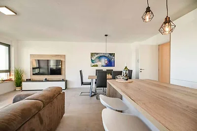 Ferienwohnung mit Meerblick und Pool