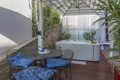 Ferienwohnung mit Whirlpool und Meerblick