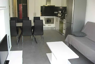 Ferienwohnung mit Klimaanlage 300m vom Strand
