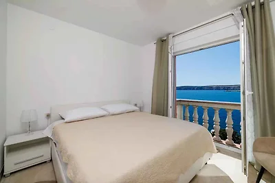 Appartamento Vacanza con famiglia Jadranovo
