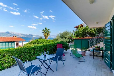 Ferienwohnung mit Klimaanlage und Terrasse, d