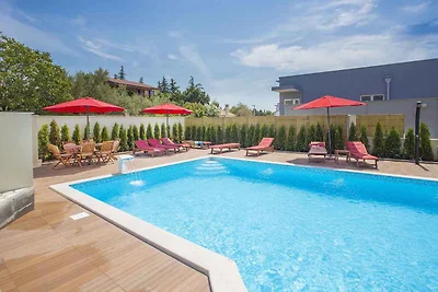 Ferienwohnung mit Poolnutzung