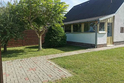 Ferienhaus mit Pool, WLAN und Klimaanlage